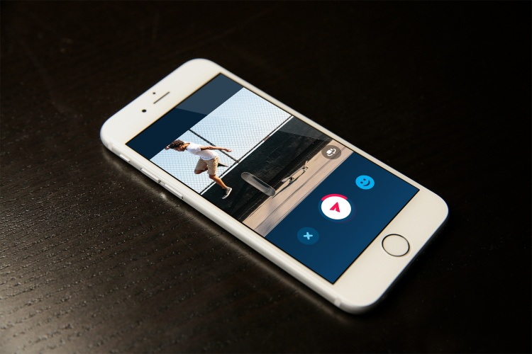 苹果手机psd设计素材，用于手机产品展示