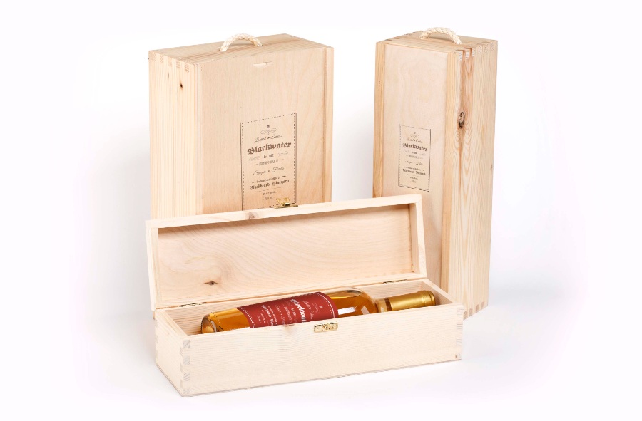 红酒包装设计Mockups素材