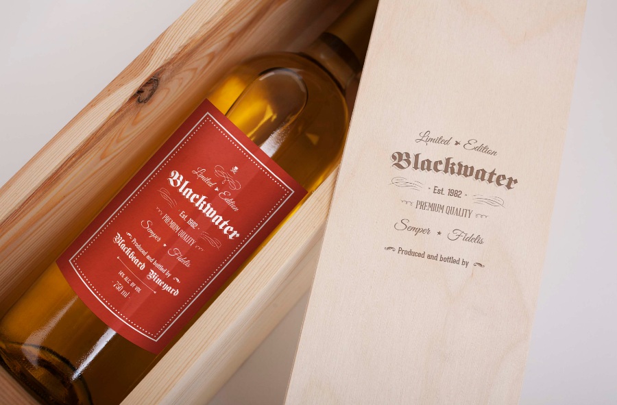 國外洋酒Mockups設(shè)計(jì)素材