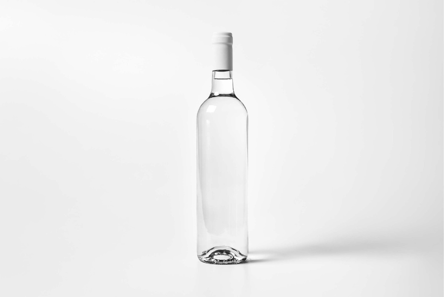 大气红酒透明瓶体ps样机素材资源