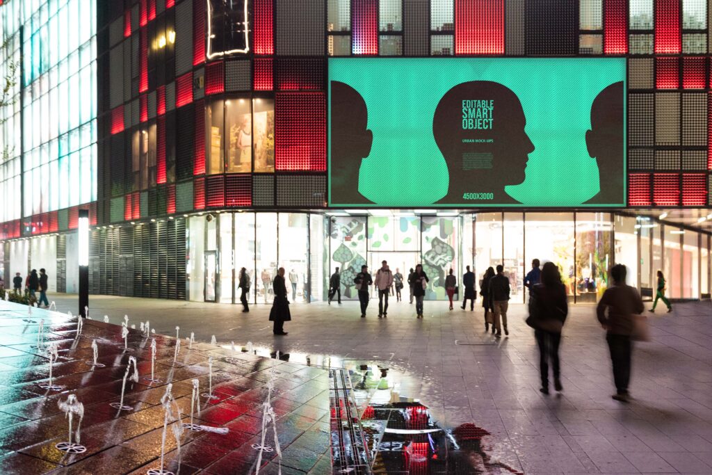 夜晚中的步行街广告位ps样机