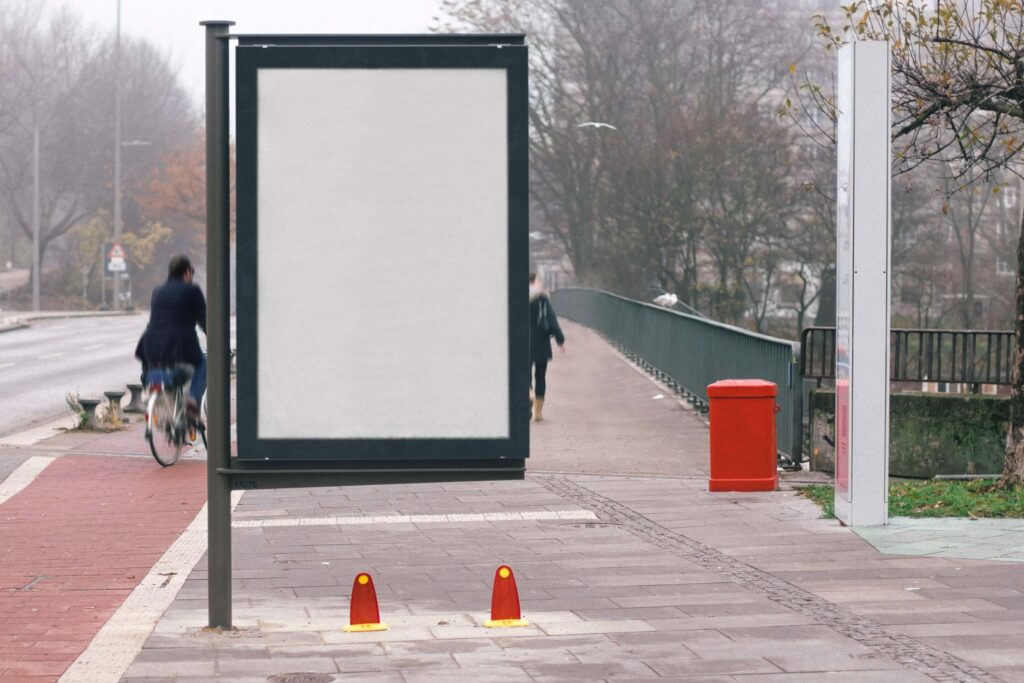 灯箱广告psd样机