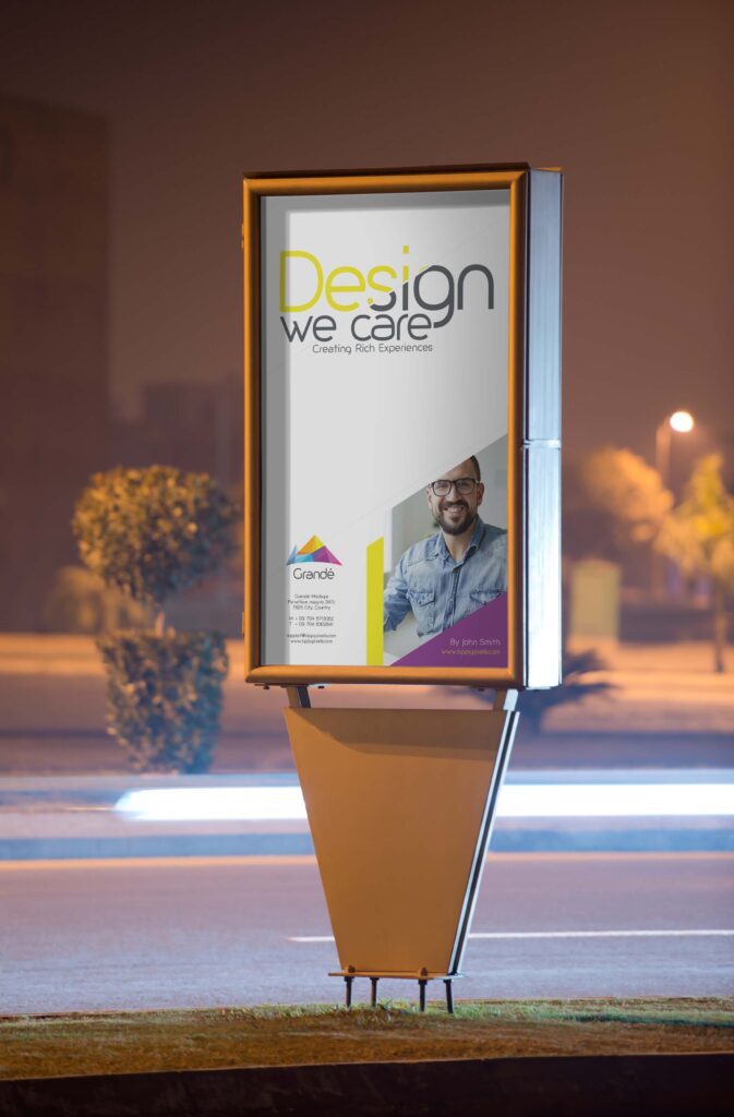 路面灯箱广告psd样机