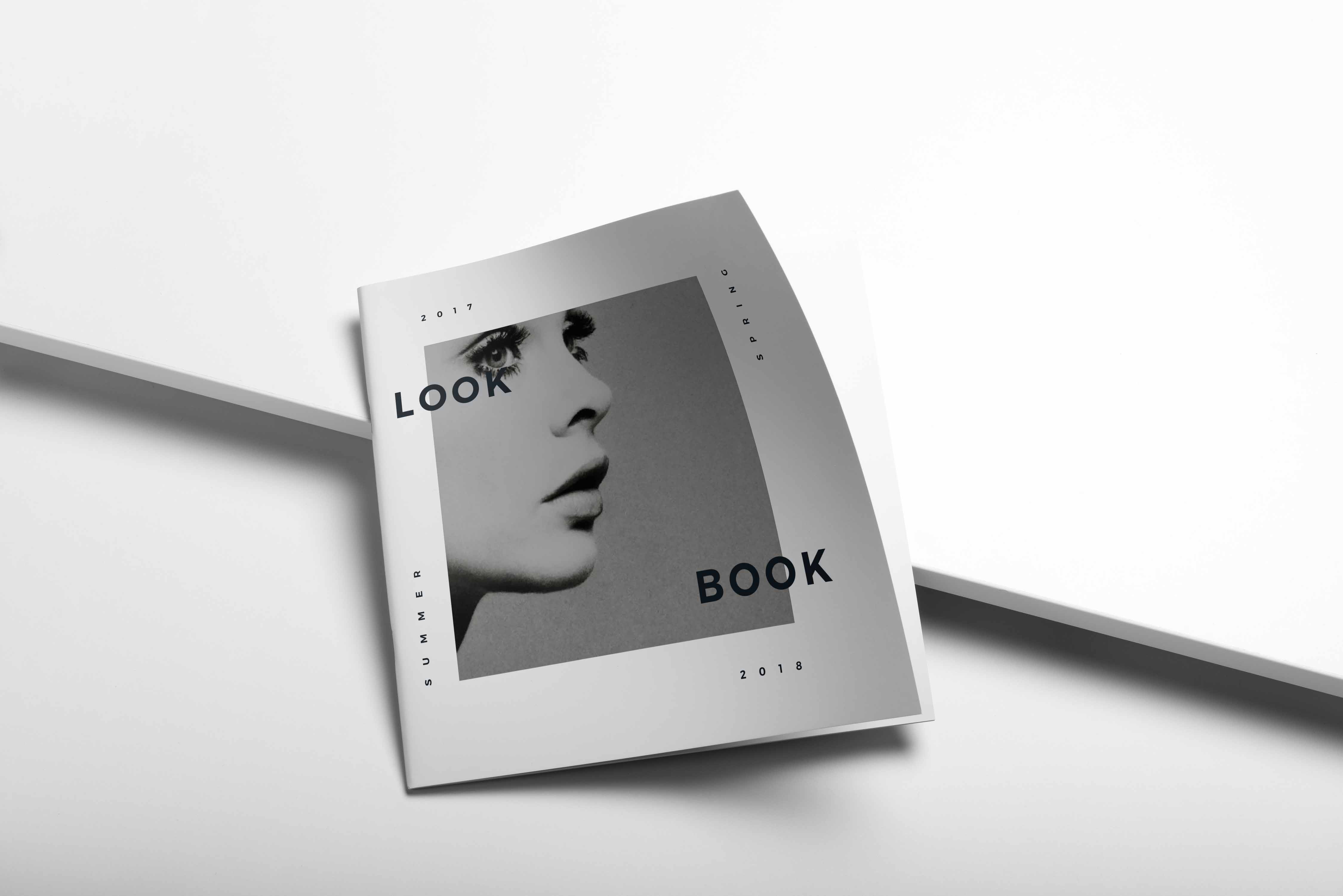 画册封面设计展示ps样机