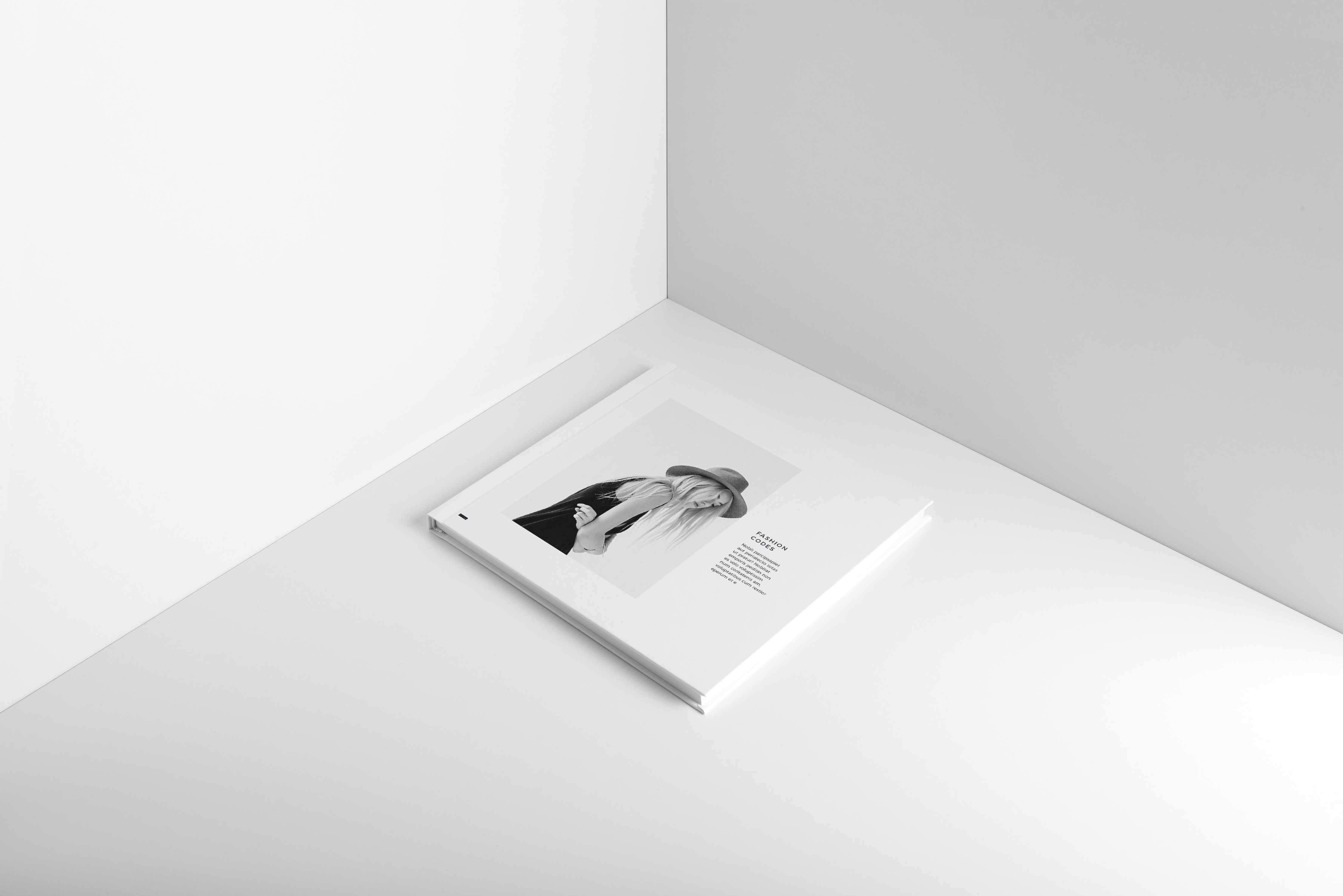 硬壳纸画册封面ps样机